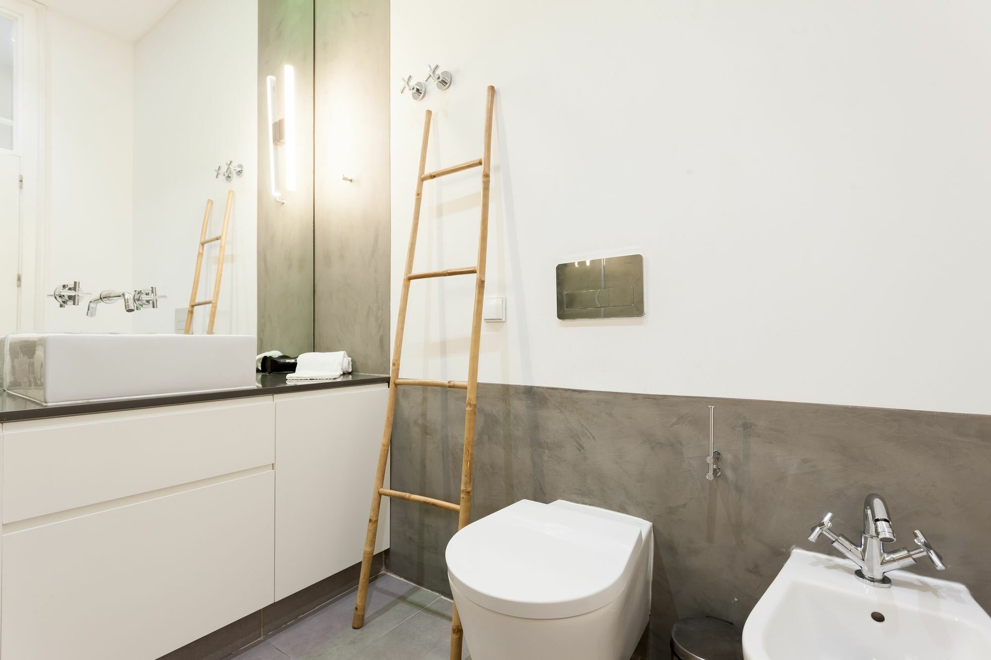 Baixa Tile Blue Two-Bedroom Apartment - By Lu Holidays Lisboa Extérieur photo