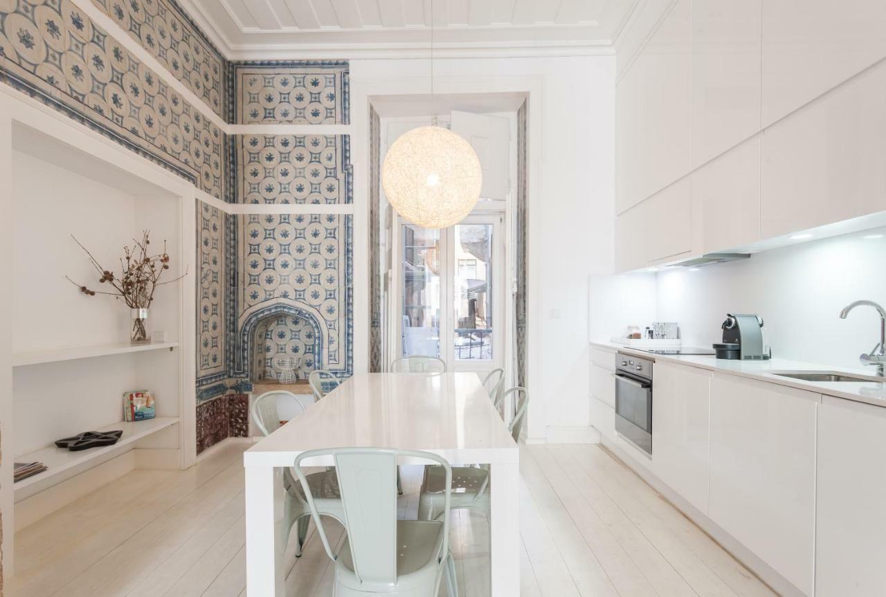 Baixa Tile Blue Two-Bedroom Apartment - By Lu Holidays Lisboa Extérieur photo