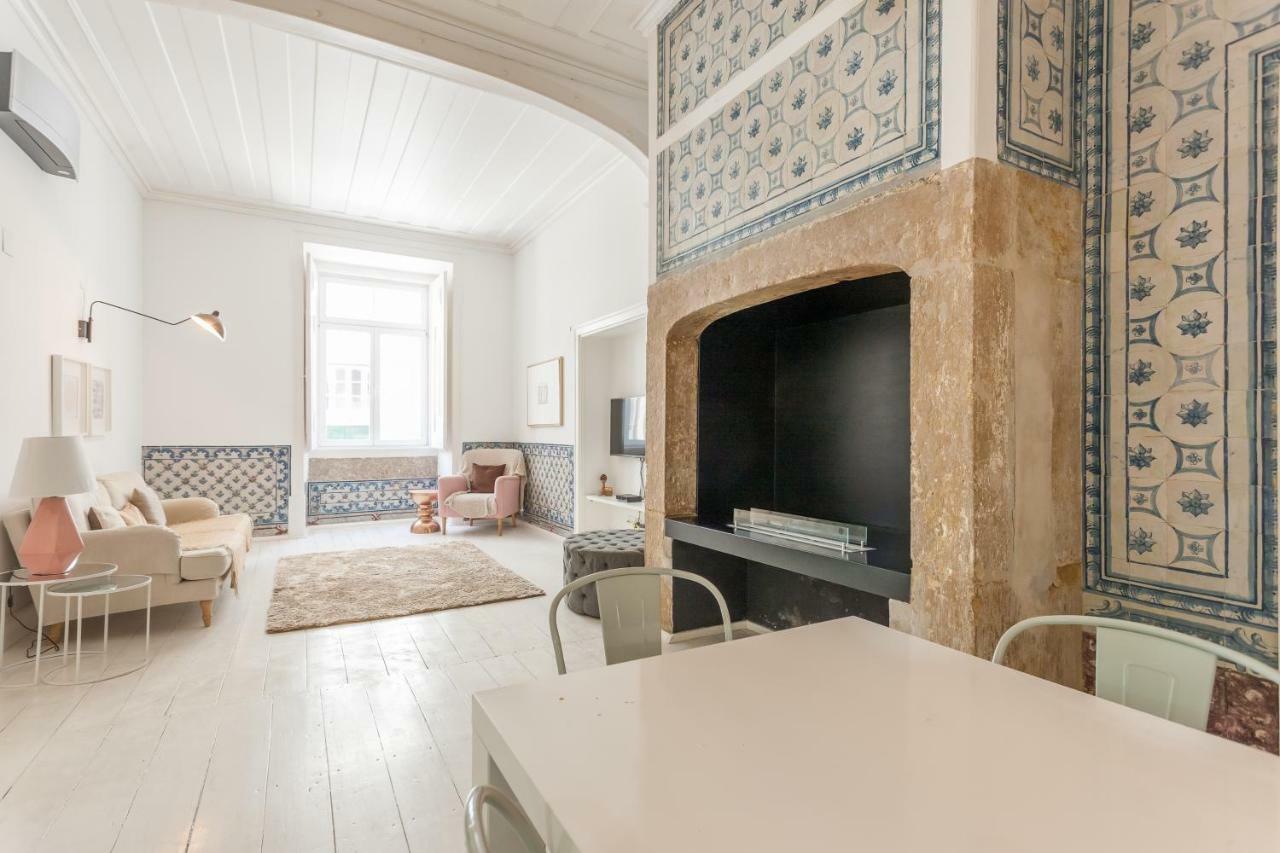 Baixa Tile Blue Two-Bedroom Apartment - By Lu Holidays Lisboa Extérieur photo